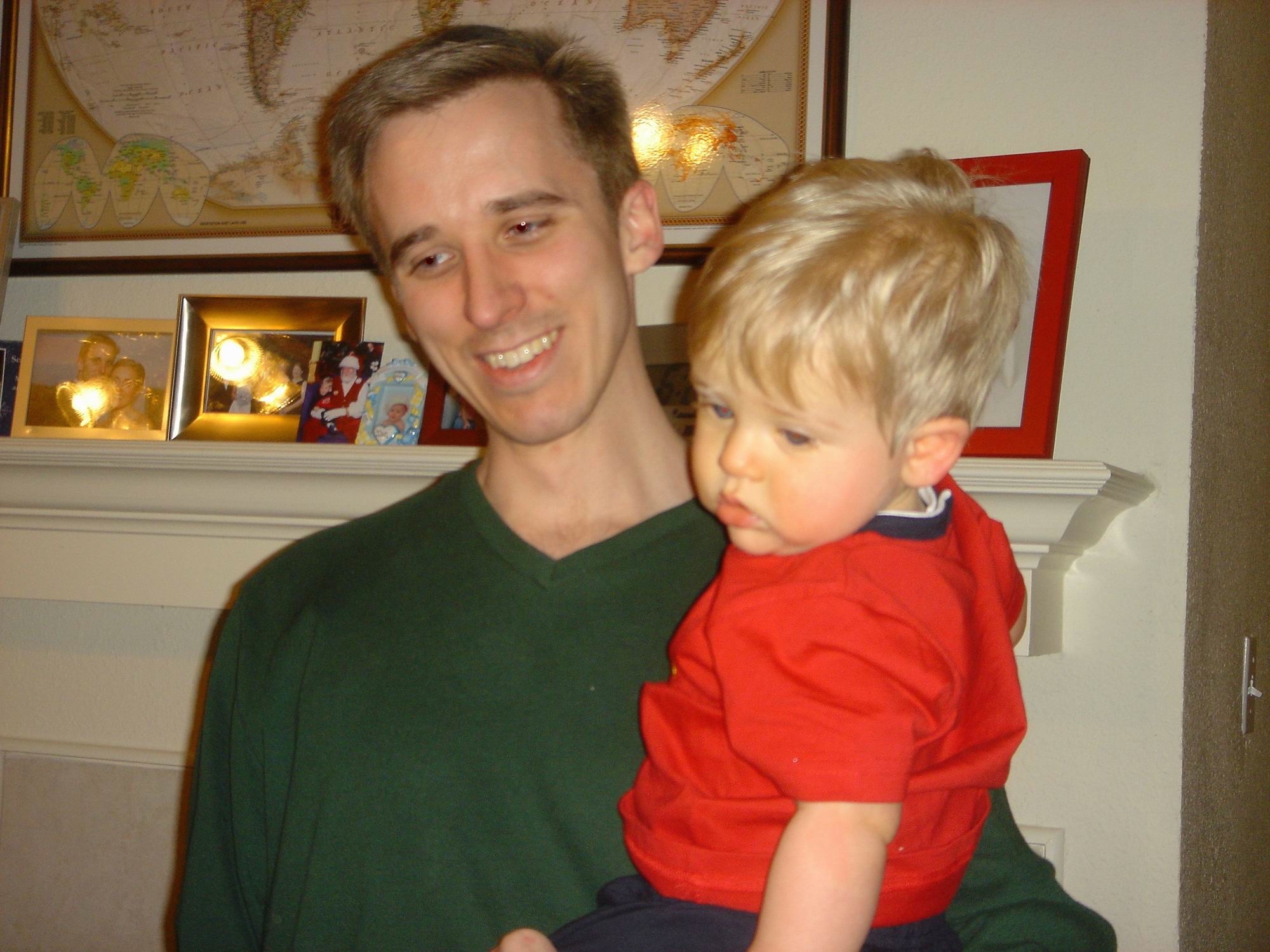 2005-12-25-134 Christmas Day J&H.jpg